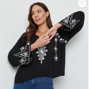 Zara Katies Long Sleeve Embroidered Top Size Small